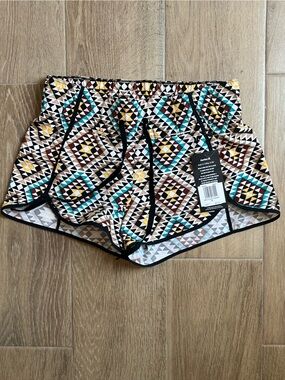 Hurley Geo Print Board Shorts NWT